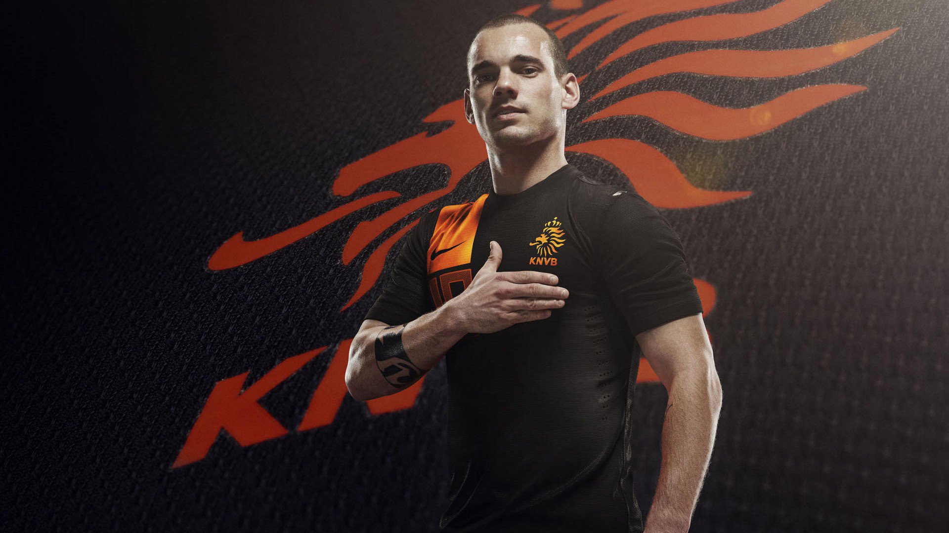 “逆境中的英雄：车手在极端天气中勇往直前”